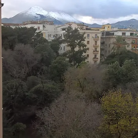 Oda ve Kahvaltı Marchese Ugo Palermo